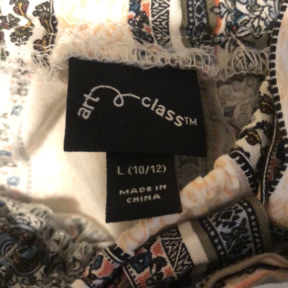 Fun soft shorts! - Picture 2 of 3